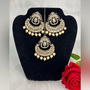 Elegant Champagne Gold Earrings and Tikka Set